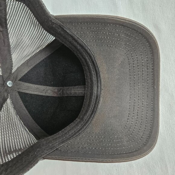 BLACKBERRY MOUNTAIN Trucker Hat Trucker Distressed Grunge Luxury Resort Unisex - Picture 5 of 5